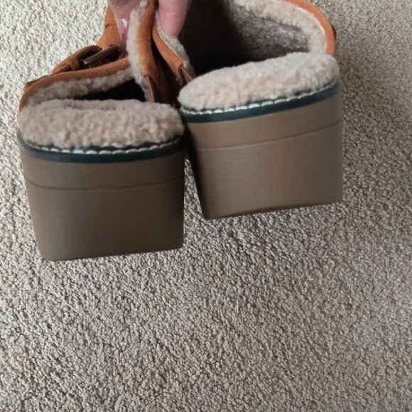 Naturalizer Wayde Suede Buckle Clog Mules – Women’s 9M (NWB) - Picture 4 of 6